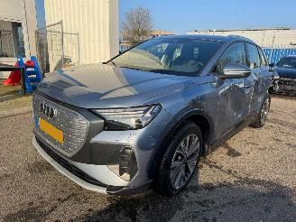 Auto incidentate Audi Q4 e-tron 40 Advanced edition 77 kWh AUTOMAAT 2022/12