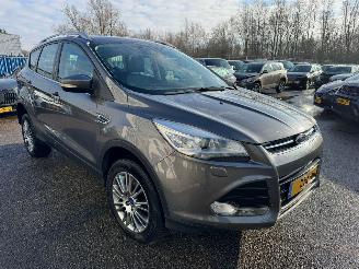 Coche accidentado Ford Kuga 1.6 Titanium 4WD AUTOMAAT 2013/3