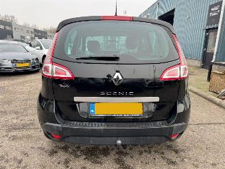 Renault Scenic 2.0 Bose AUTOMAAT picture 3