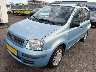 skadebil auto Fiat Panda Fiat Panda 1.2 Emotion 2004/1