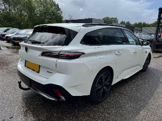 Schadeauto Peugeot 308 SW 1.6 AUTOMAAT  HYbrid 180 GT Pack Business 2022/11