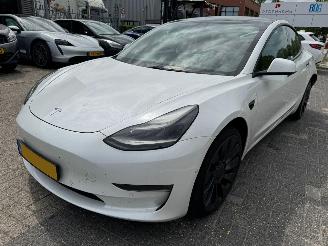 Coche accidentado Tesla Model 3 Long Range AWD 75 kWh performance 351 pk 2020/12