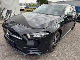 krockskadad bil auto Mercedes A-klasse 250 e AUTOMAAT  Advantage 2020/11