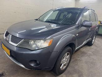 škoda osobní automobily Mitsubishi Outlander 2.4 Inspire 2WD LPG 2009/5