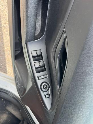 Hyundai Ix20 1.4 i-Motion picture 18