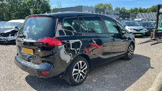 Opel Zafira Tourer picture 7