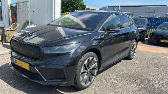 uszkodzony samochody osobowe Skoda Enyaq 80 2021/11