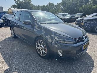 Volkswagen Golf 2.0 GTI picture 6