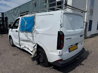 Ford Transit Custom 300 2.0 TDCI L1H1 Trend DC picture 3