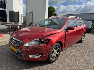 Unfallwagen Ford Mondeo Wagon 2.0-16V Limited 2010/8