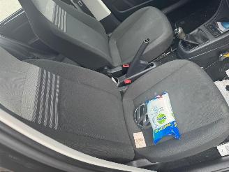 Volkswagen Up! 1.0 BMT move up! picture 18
