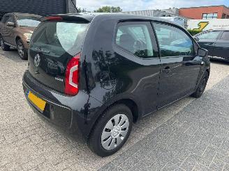 Volkswagen Up! 1.0 take up! BlueMotion picture 5