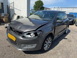 damaged passenger cars Volkswagen Polo 1.2 Easyline 2010/9