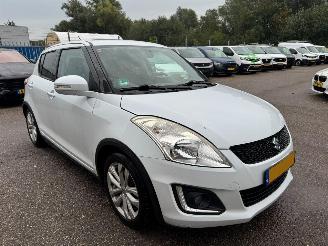 Suzuki Swift 1.2 Exclusive EASSS picture 6