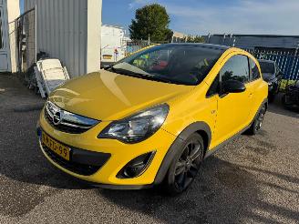 damaged passenger cars Opel Corsa 1.4-16V Color Edition 2013/3