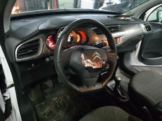 Citroën C3 C3 (SC), Hatchback, 2009 / 2016 1.2 VTi 82 12V picture 19