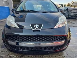Peugeot 107 107, Hatchback, 2005 / 2014 1.0 12V picture 1