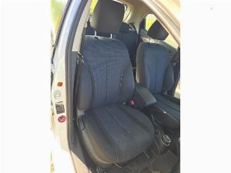 Mazda 2 2 (DE), Hatchback, 2007 / 2015 1.3 16V S-VT High Power picture 22