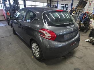 Peugeot 208 208 I (CA/CC/CK/CL), Hatchback, 2012 / 2019 1.2 Vti 12V PureTech 82 picture 2