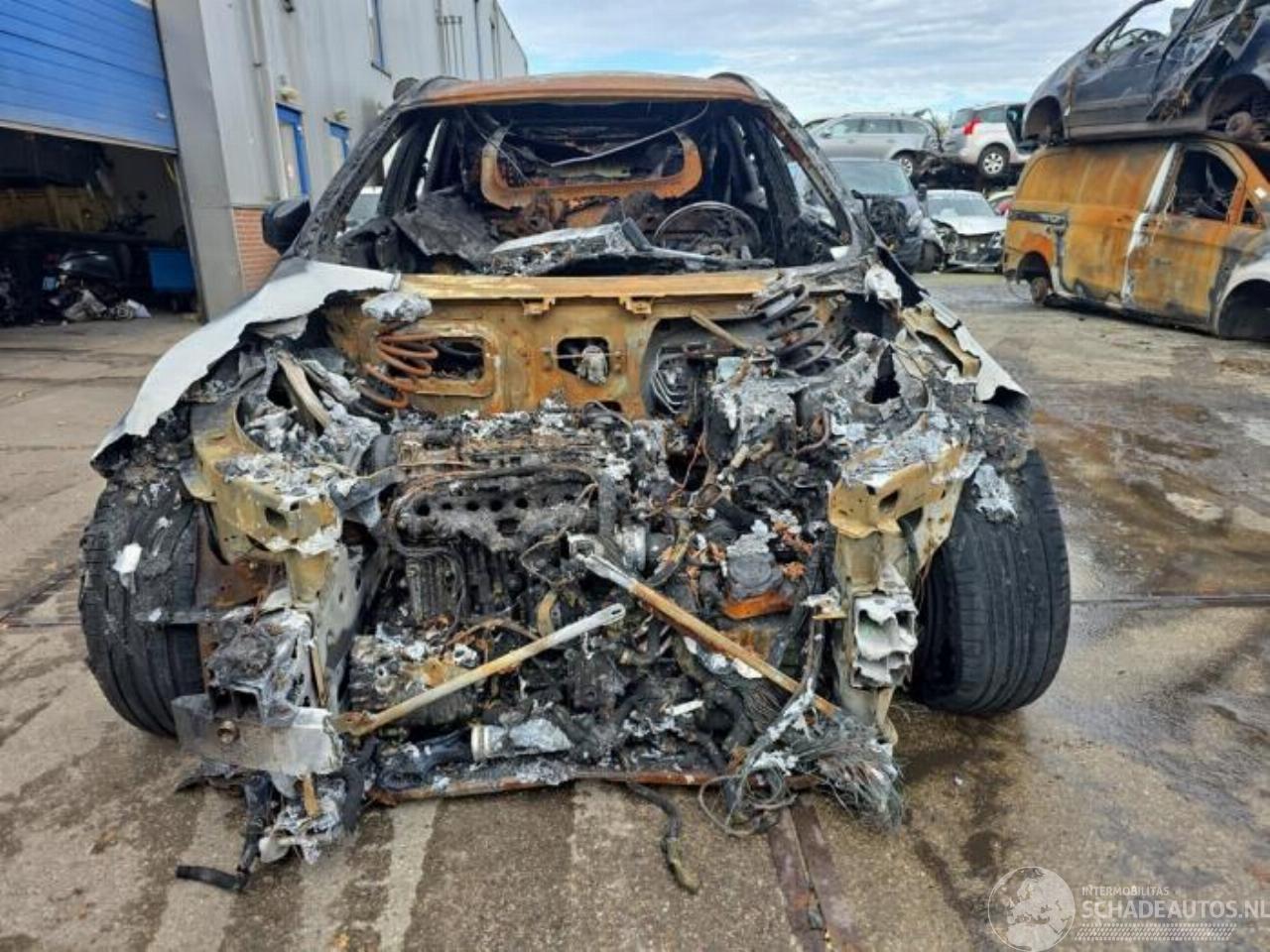 Volvo Xc-60 XC60 II (UZ), SUV, 2017 2.0 T6 16V Recharge, Twin Engine AWD