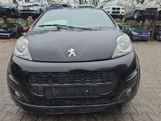 Vrakbiler auto Peugeot 107 107, Hatchback, 2005 / 2014 1.0 12V 2012/12