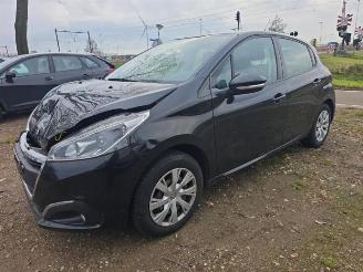 Peugeot 208 208 I (CA/CC/CK/CL), Hatchback, 2012 / 2019 1.2 Vti 12V PureTech 82 picture 2