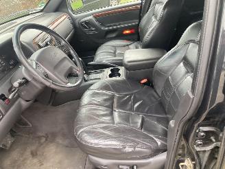 Jeep Grand-cherokee 4.7 V8 BENZINE 4X4 picture 8