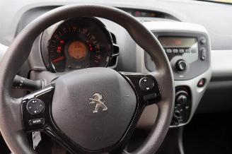 Peugeot 108 108, Hatchback, 2014 1.0 12V picture 14