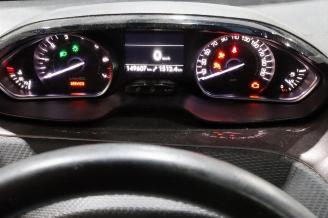 Peugeot 2008 2008 (CU), MPV, 2013 / 2019 1.2 Vti 12V PureTech 82 picture 15