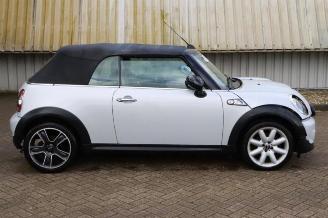 Vrakbiler auto Mini Cooper S Mini Open (R57), Cabrio, 2007 / 2015 1.6 16V Cooper S 2013