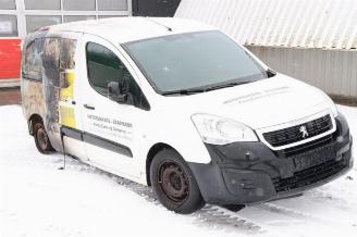 Vrakbiler auto Peugeot Partner Partner (GC/GF/GG/GJ/GK), Van, 2008 / 2018 1.6 HDI 75 Phase 2 2015/10