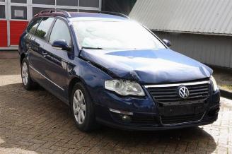 Vrakbiler auto Volkswagen Passat Passat Variant (3C5), Combi, 2005 / 2010 2.0 TDI 140 2008/1