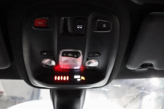 Peugeot 308 308 SW (L4/L9/LC/LJ/LR), Combi 5-drs, 2014 / 2021 1.2 12V e-THP PureTech 130 picture 23