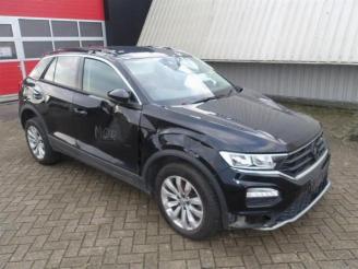 Vrakbiler auto Volkswagen T-Roc T-Roc I, SUV, 2017 1.6 TDI BMT 16V 2018/7