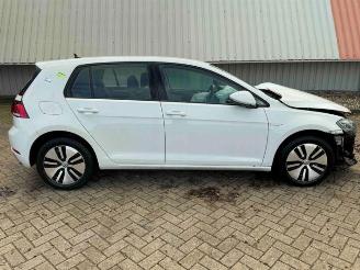Volkswagen e-Golf Golf VII (AUA), Hatchback, 2012 / 2021 e-Golf picture 2