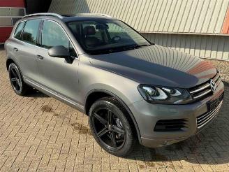 Vrakbiler auto Volkswagen Touareg Touareg (7PA/PH), SUV, 2010 / 2018 3.0 V6 24V TSI Hybrid 2010/9