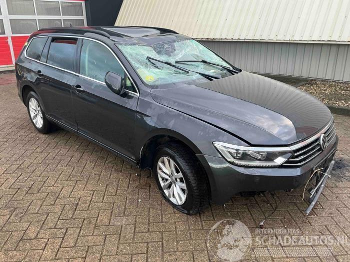 Volkswagen Passat Passat Variant (3G5), Combi, 2014 / 2024 1.6 TDI 16V