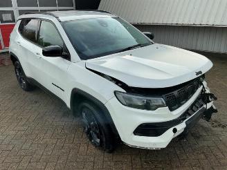Vrakbiler auto Jeep Compass Compass II (MP), SUV, 2016 1.3 T4 130 16V 2022/6