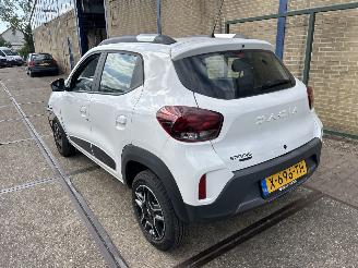 Schadeauto Dacia Spring ESSENTIAL 27 KWh 2024/1