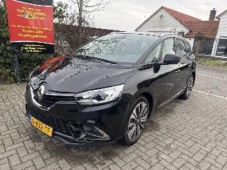 krockskadad bil auto Renault Grand-scenic GRAND SENIC  1.3 TCe Business Zen 7 pers, 2022/1