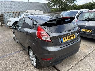 Voiture accidenté Ford Fiesta 1.25  ST LINE, 2016/4