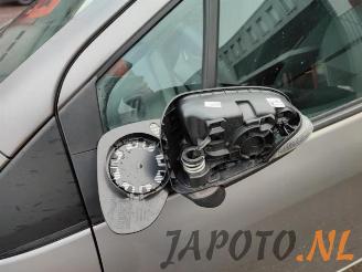 Toyota Yaris Yaris III (P13), Hatchback, 2010 / 2020 1.0 12V VVT-i picture 9