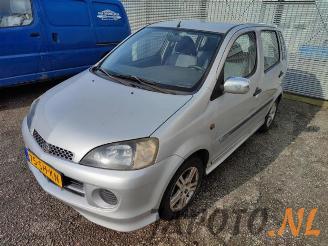 Vrakbiler auto Daihatsu Young-rv YRV (M2), Hatchback, 2000 / 2006 1.0 12V DVVT STi 2006/1