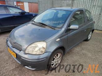 Salvage car Toyota Yaris Yaris (P1), Hatchback, 1999 / 2005 1.3 16V VVT-i 2004/6