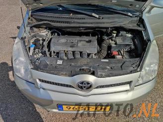 Toyota Corolla-verso Corolla Verso (R10/11), MPV, 2004 / 2009 1.8 16V VVT-i picture 15