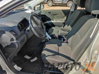 Toyota Corolla-verso Corolla Verso (R10/11), MPV, 2004 / 2009 1.8 16V VVT-i picture 10