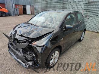 Vrakbiler auto Toyota Aygo Aygo (B40), Hatchback, 2014 1.0 12V VVT-i 2015/1