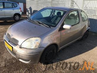 Salvage car Toyota Yaris Yaris (P1), Hatchback, 1999 / 2005 1.3 16V VVT-i 2003/9
