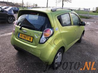 Chevrolet Spark Spark (M300), Hatchback, 2010 1.0 16V Bifuel picture 4