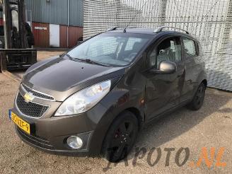 Salvage car Chevrolet Spark Spark (M300), Hatchback, 2010 1.0 16V Bifuel 2011/1